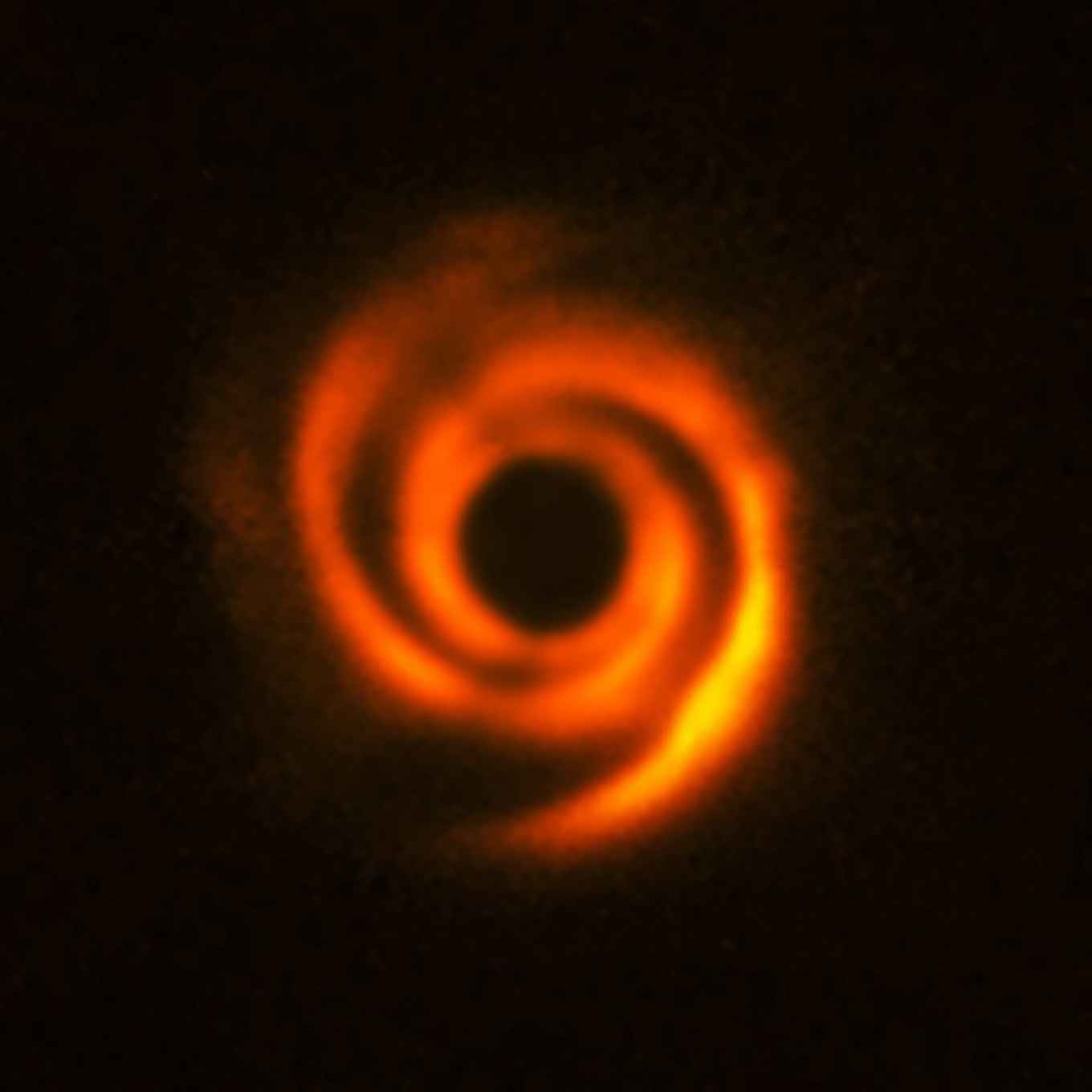 Disk around the star HD 135344B. Credit: ESO, T. Stolker et al.