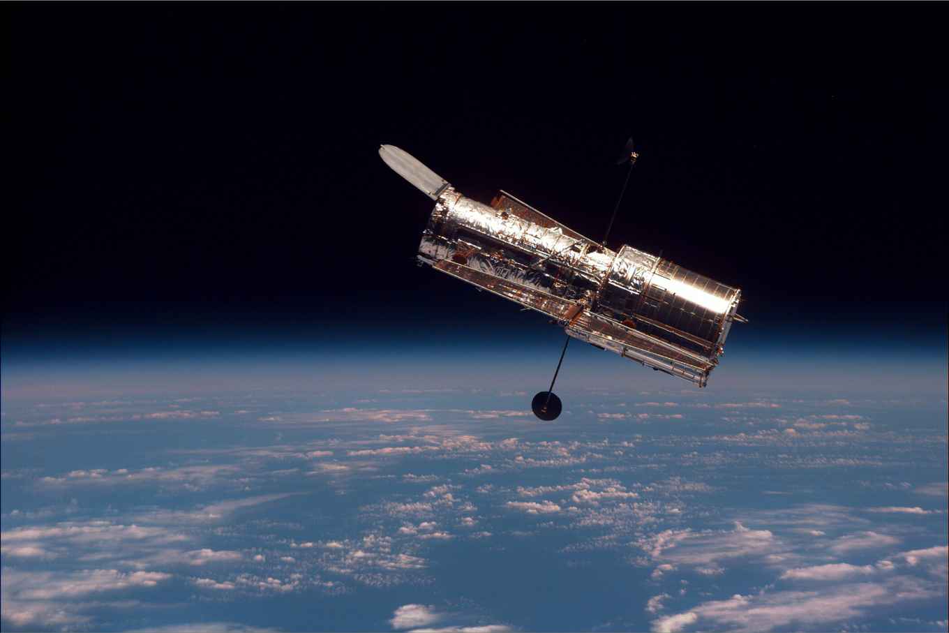 The Hubble Space Telescope, as seen from Space Shuttle Discovery. Image: NASA