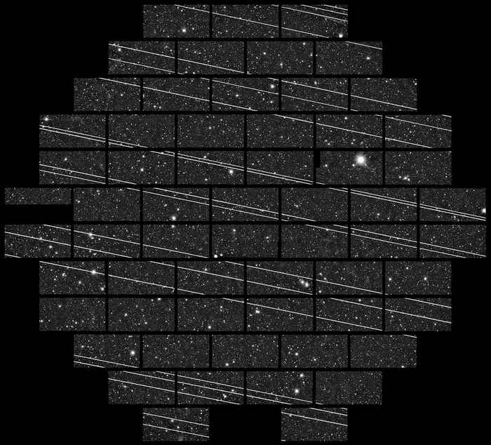 Starlink-satellieten gezien vanuit de Cerro Tololo Inter-American Observatory in Chili. Foto: NSF – National Optical-Infrared Astronomy Research Laboratory / CTIO / AURA / DELVE